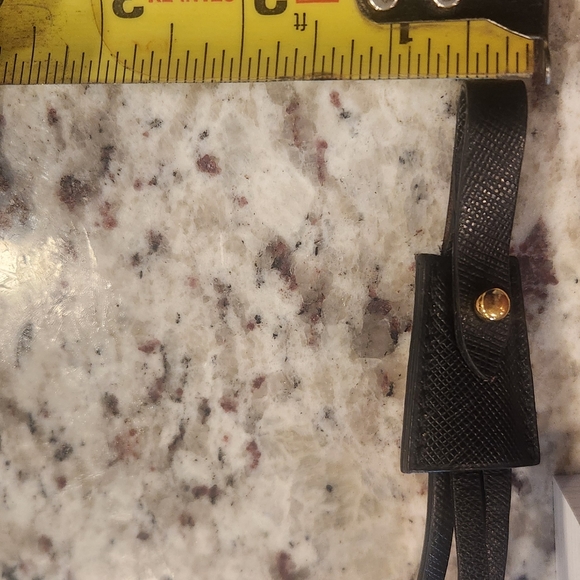 Prada Trick Pelle Saffiano Rings Nero attachment - Picture 7 of 8